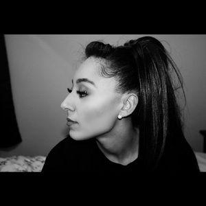 Meet your Posher, Tauni